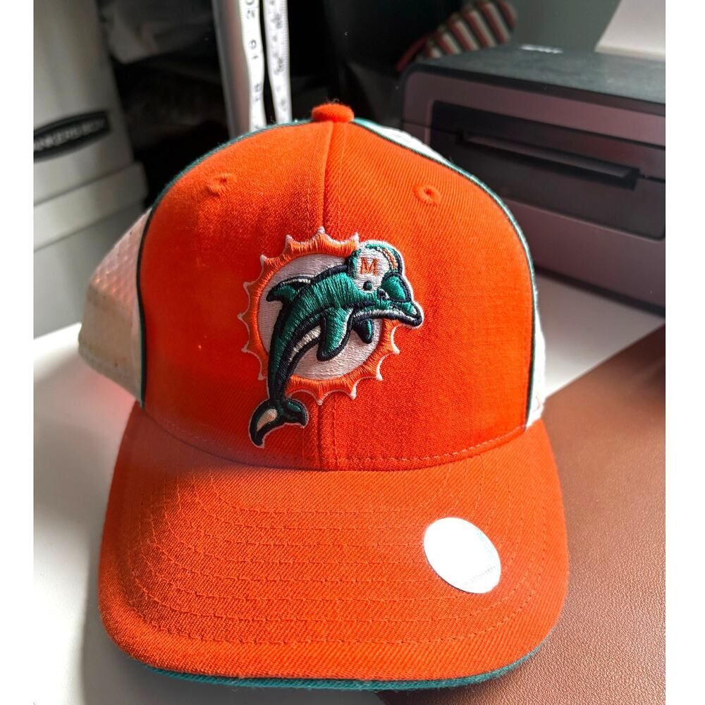 Vintage Miami Dolphins Fitted Baseball Hat